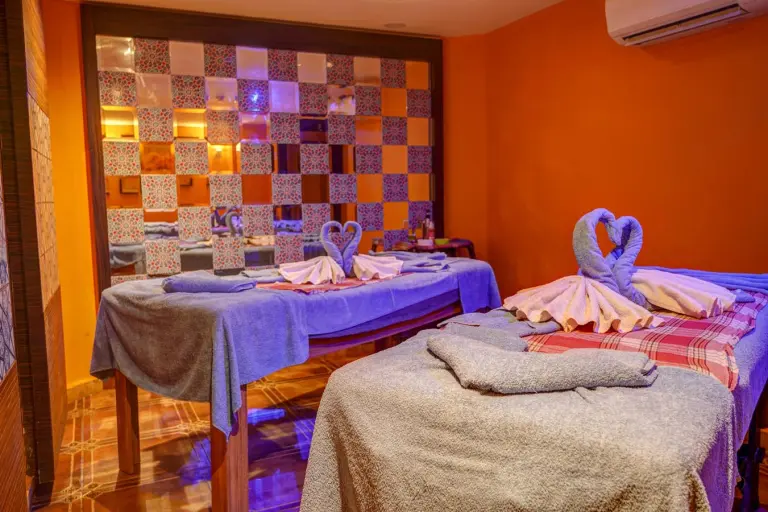 Spa & Sauna 12